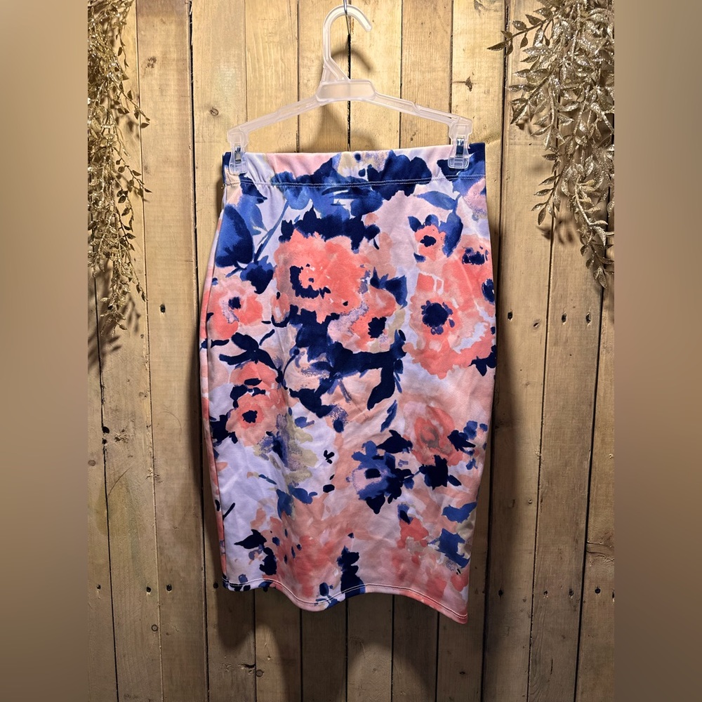 Pencil skirt